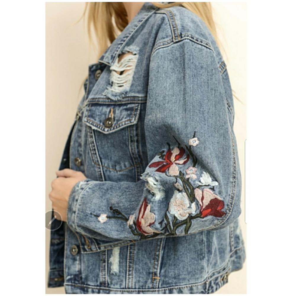 🤩 5⭐ CROPPED EMBROIDERED DENIM JACKET - Picture 2 of 8
